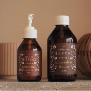 Aceite de Almendras Dulces 120 ml en frasco de Vidrio con dispensador y Aceite de Almendras Dulces 250 ml en frasco de Vidrio sin dispensador ( para Refil )