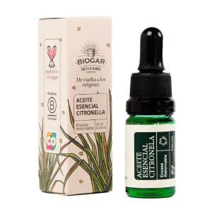 Aceite esencial de citronella Biogar, es un potente repelente natural de insectos, ideal para mantener alejados a los mosquitos sin el uso de químicos agresivos.