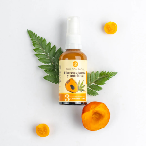 Emulsión facial humectante santo remedio hecha de un cóctel de bioactivos nutritivos y antioxidantes como el chontaduro y la uchuva.